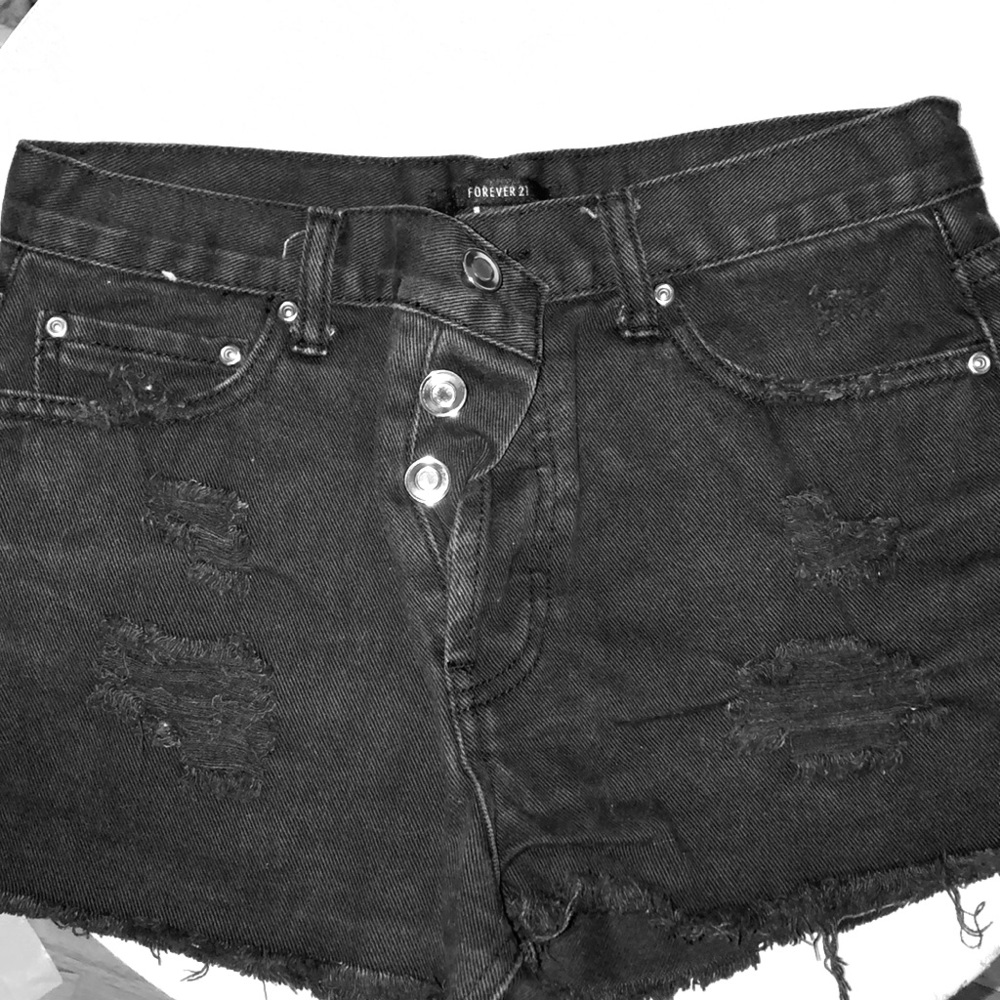 High waisted ripped jean shorts